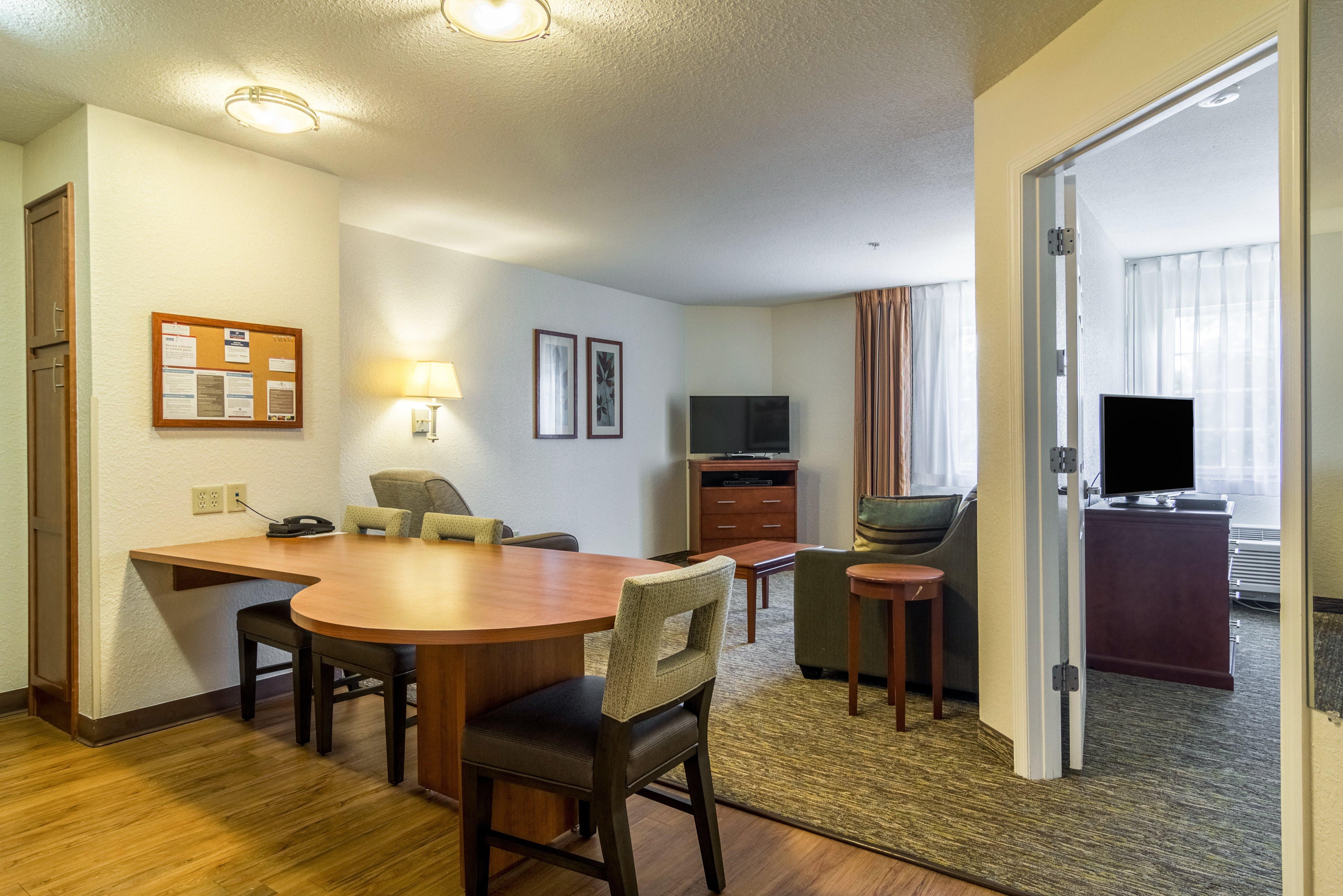 Candlewood Suites Jacksonville East Merril Road By Ihg Екстериор снимка