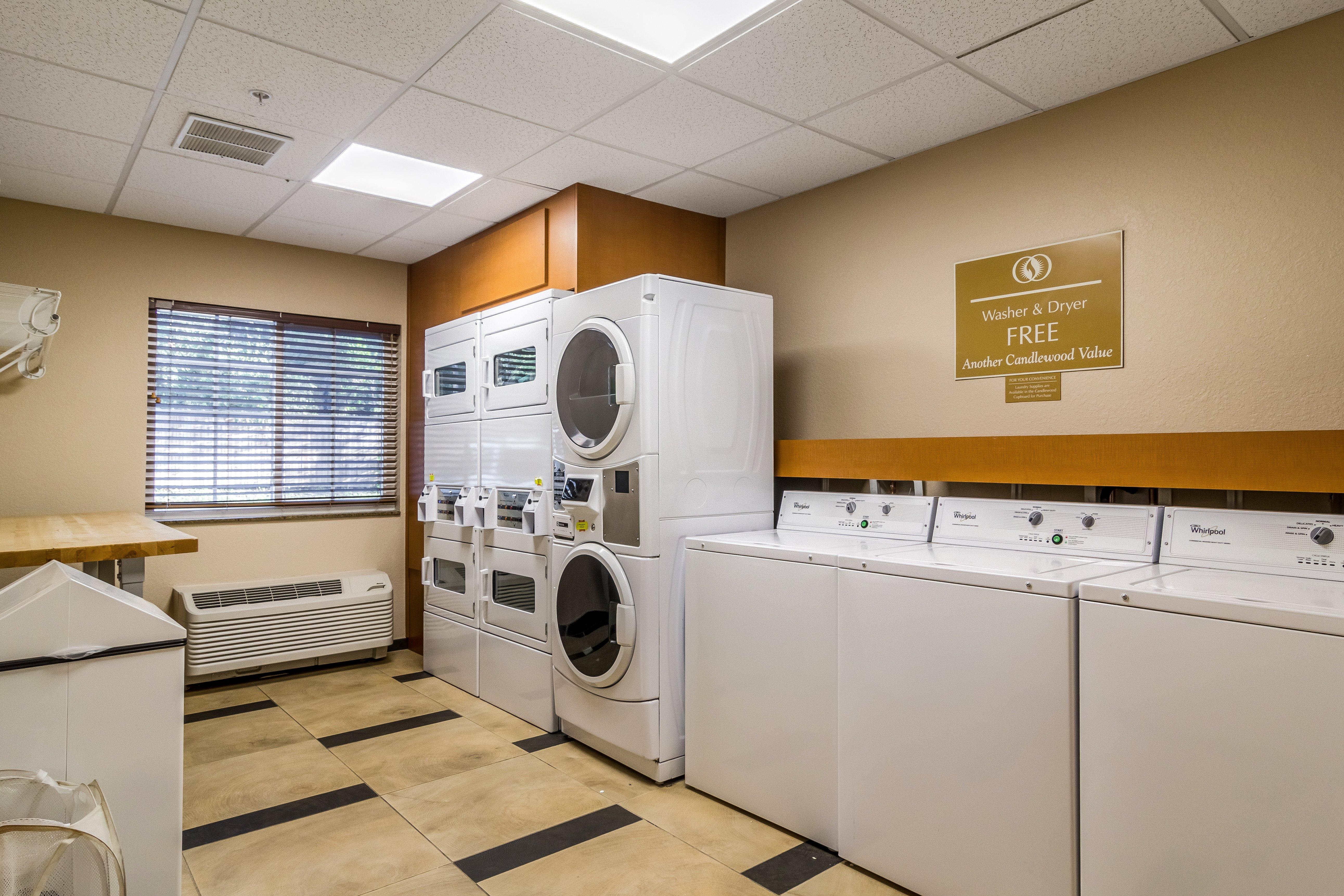 Candlewood Suites Jacksonville East Merril Road By Ihg Екстериор снимка