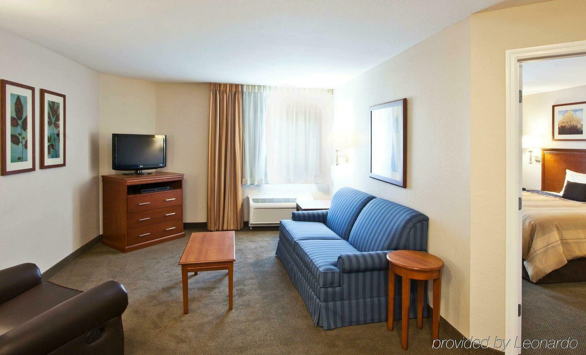 Candlewood Suites Jacksonville East Merril Road By Ihg Стая снимка